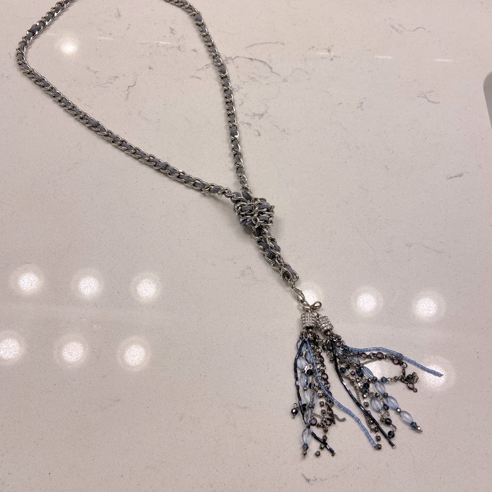 BEAUTIFUL 24” NECKLACE.